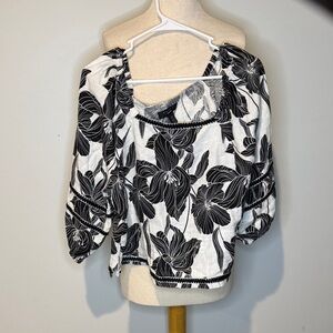 Tahari Black and White Floral Blouse 100% linen farm rio vibes